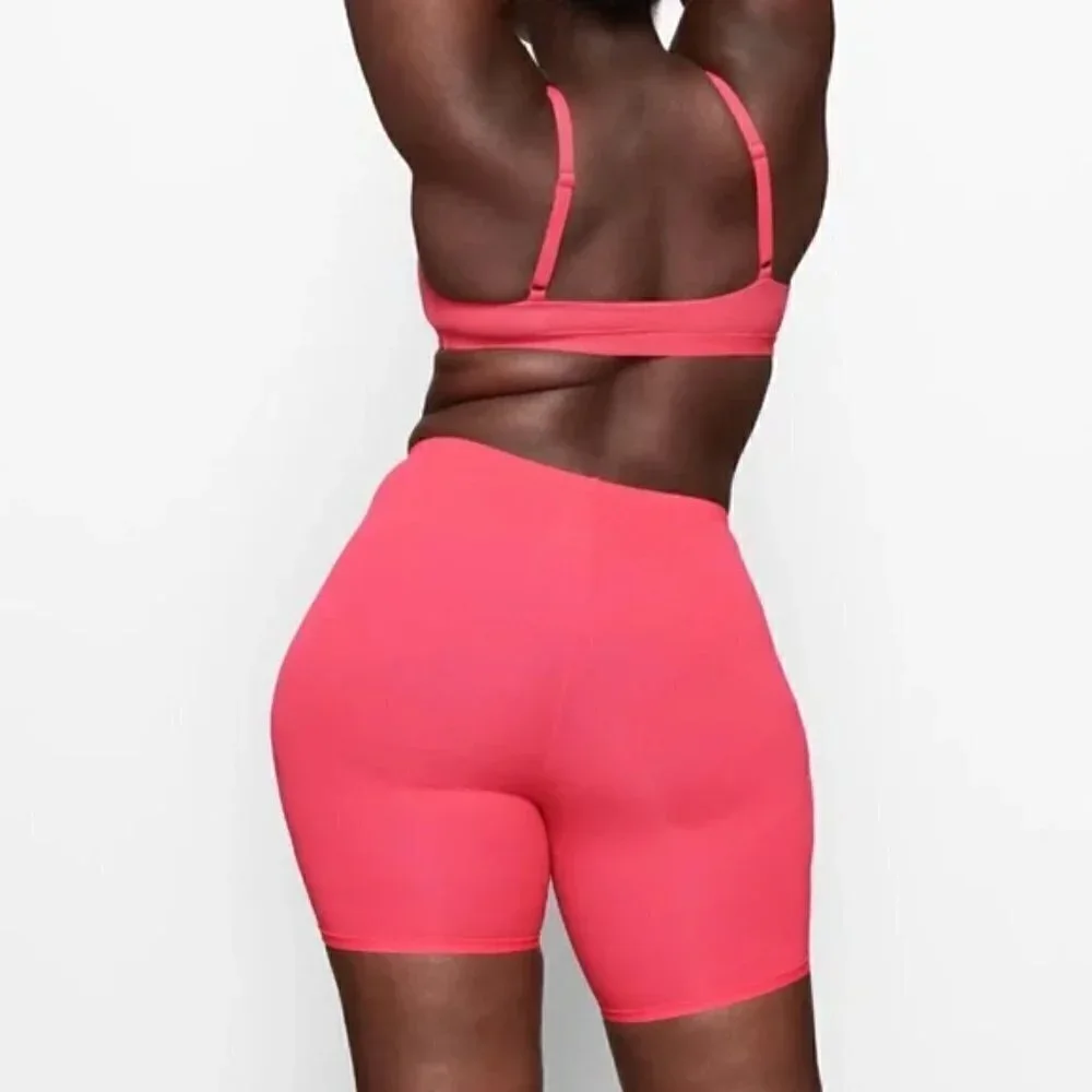 SKIMS Fits Everybody Bike Short in Ultra Pink Size X-Small